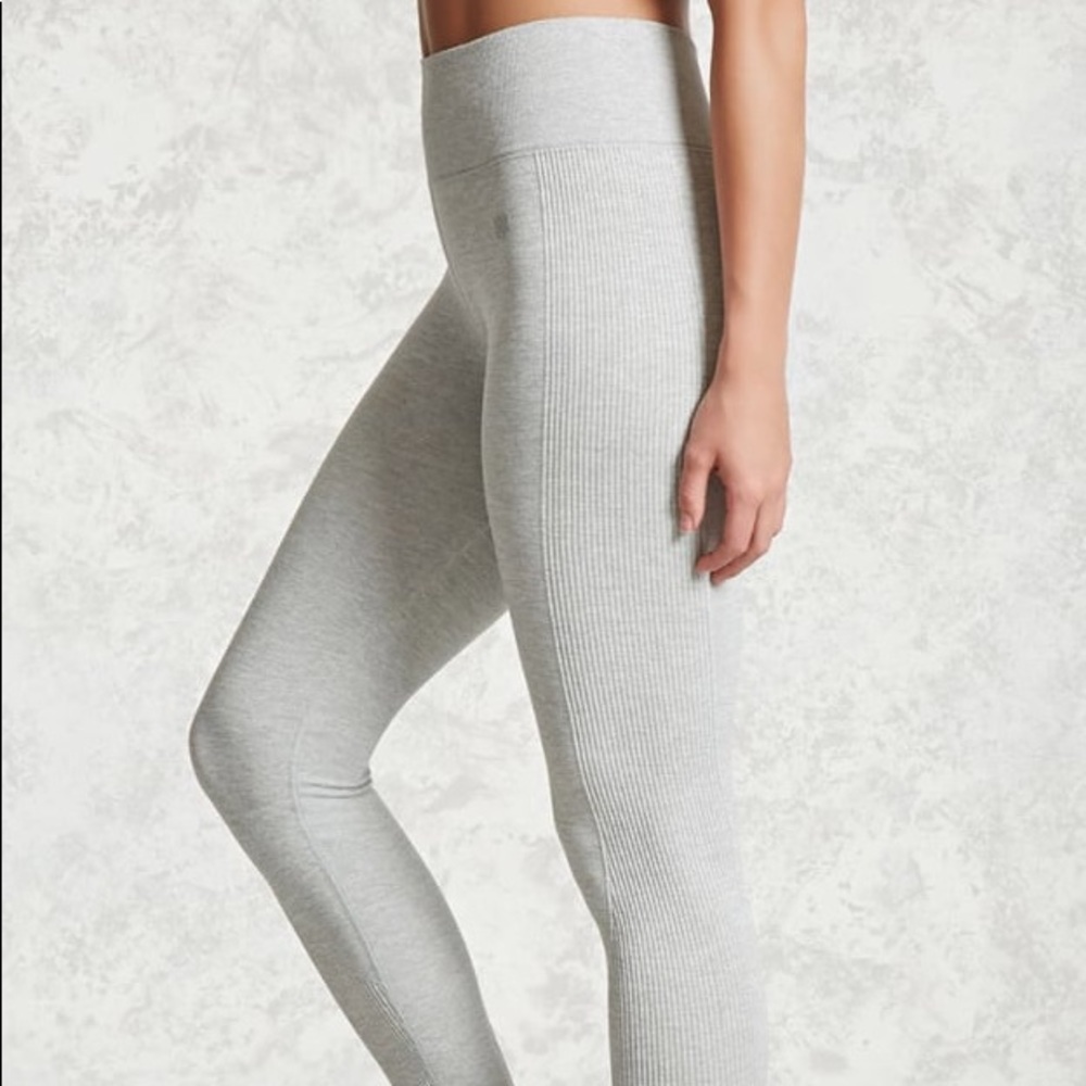 Ribbed leggings